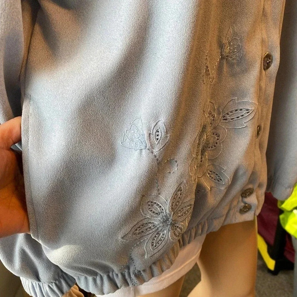 Alfred Dunner Beautiful Floral Embroidered Button Down Jacket Women Size 14 - Picture 6 of 6